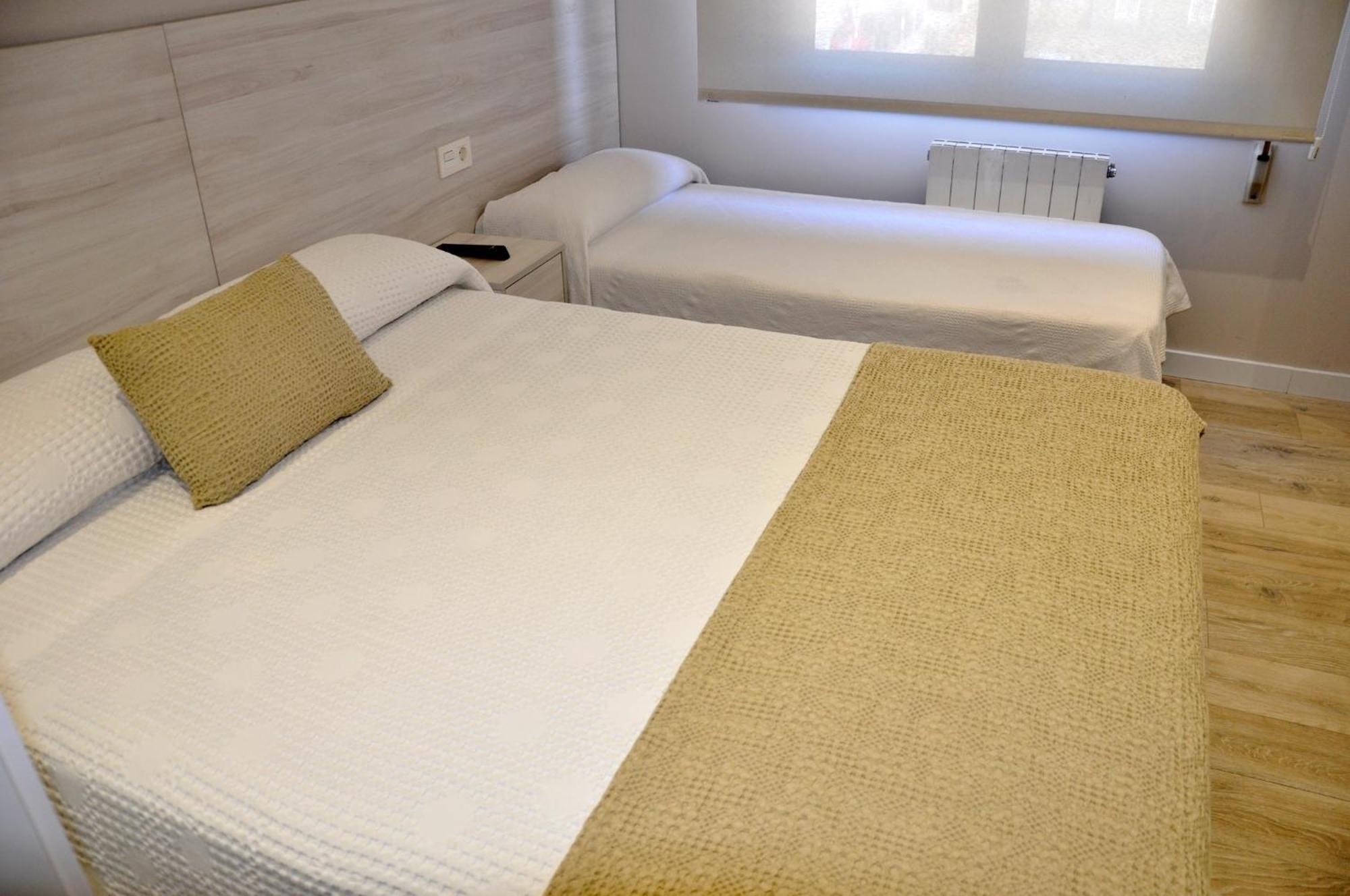 Hostal Paz غوندومار المظهر الخارجي الصورة