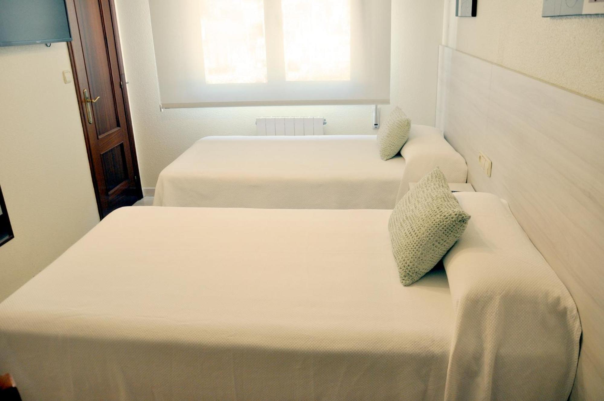 Hostal Paz غوندومار المظهر الخارجي الصورة